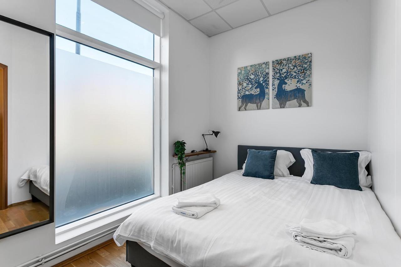 Bright Apartment In The Heart Of The City! Ρέυκιαβικ Εξωτερικό φωτογραφία