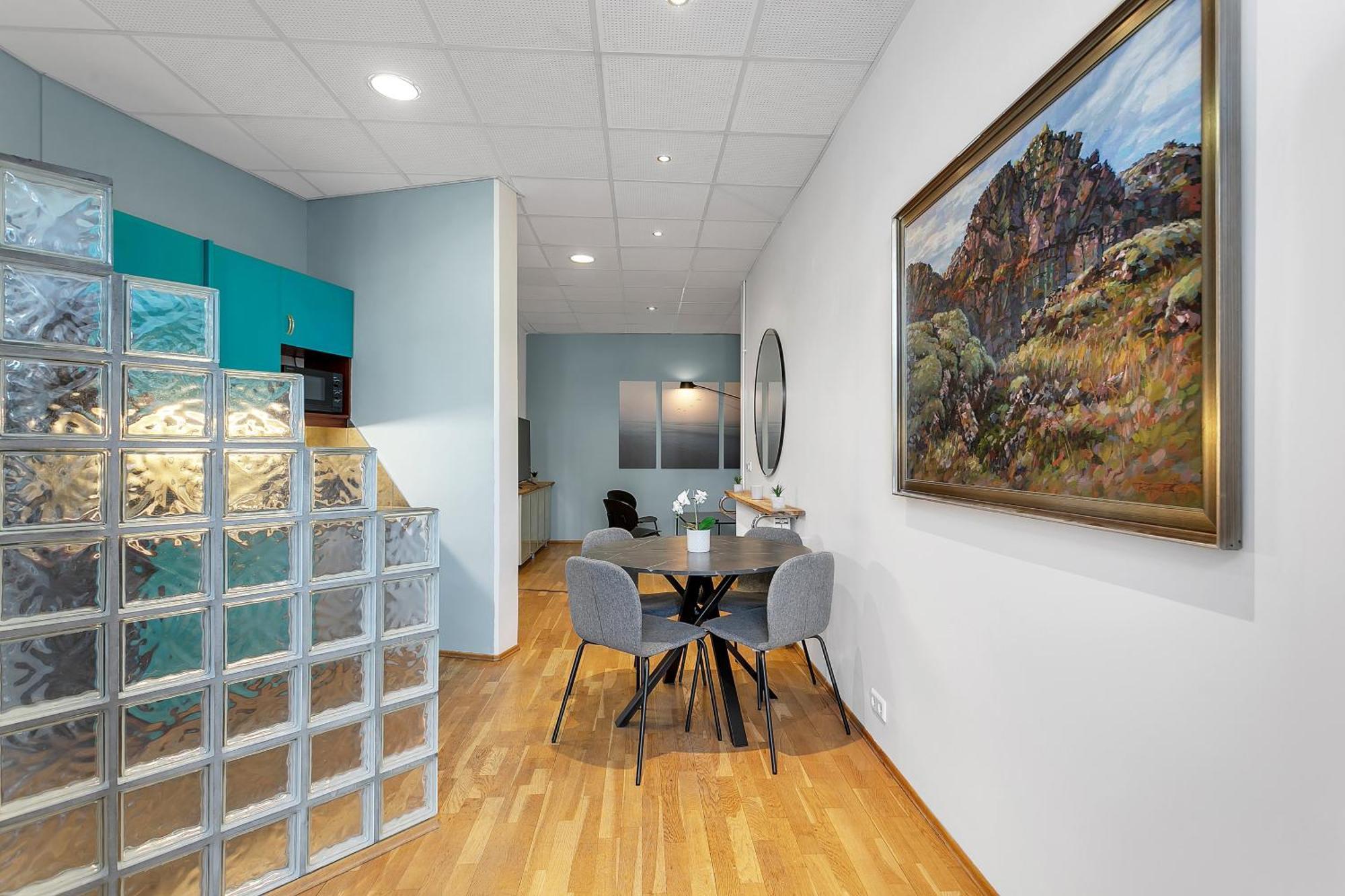 Bright Apartment In The Heart Of The City! Ρέυκιαβικ Εξωτερικό φωτογραφία